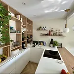 Appartement 1 Chambre Entierement Renovee - Vue Sur Les Toits De Paris - 2 Personnes